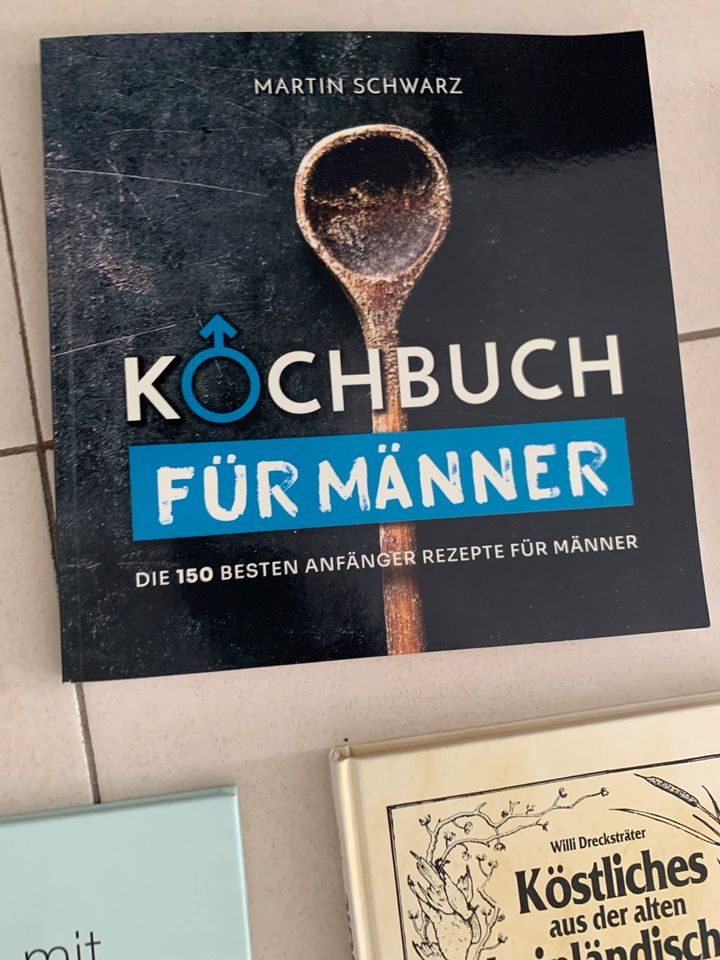 Diverse Kochbücher in Weilerswist