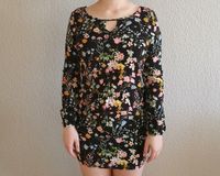 Mini-Kleid, schwarz mit Blumenmuster, langärmelig Mecklenburg-Vorpommern - Greifswald Vorschau