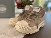 Palladium Boots VEGAN original Gr. 39 wie neu Niedersachsen - Lilienthal Vorschau