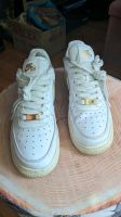 'Nike' Air Force 1 (Gr: 38) weiß / gold Swoosh Damen Sneaker Baden-Württemberg - Freiburg im Breisgau Vorschau