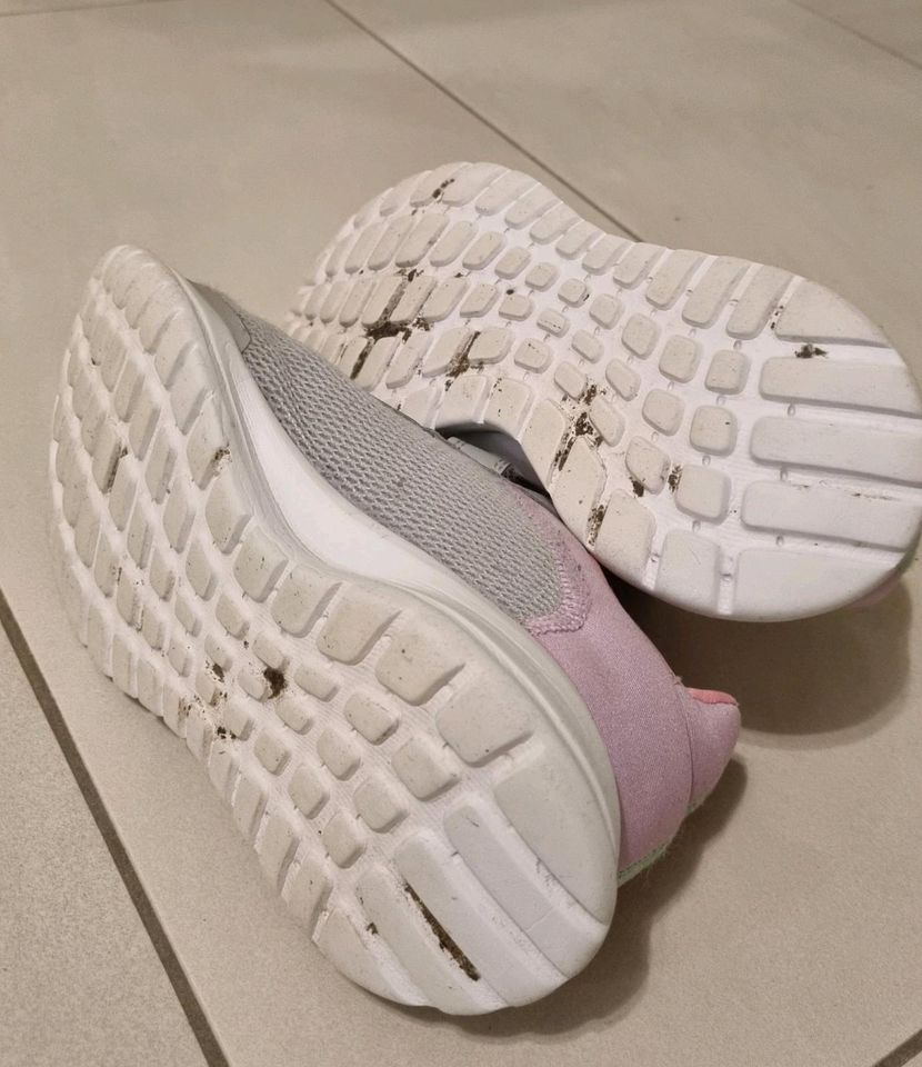 Adidas Sneakers Mädchen Größe 32 in Stutensee