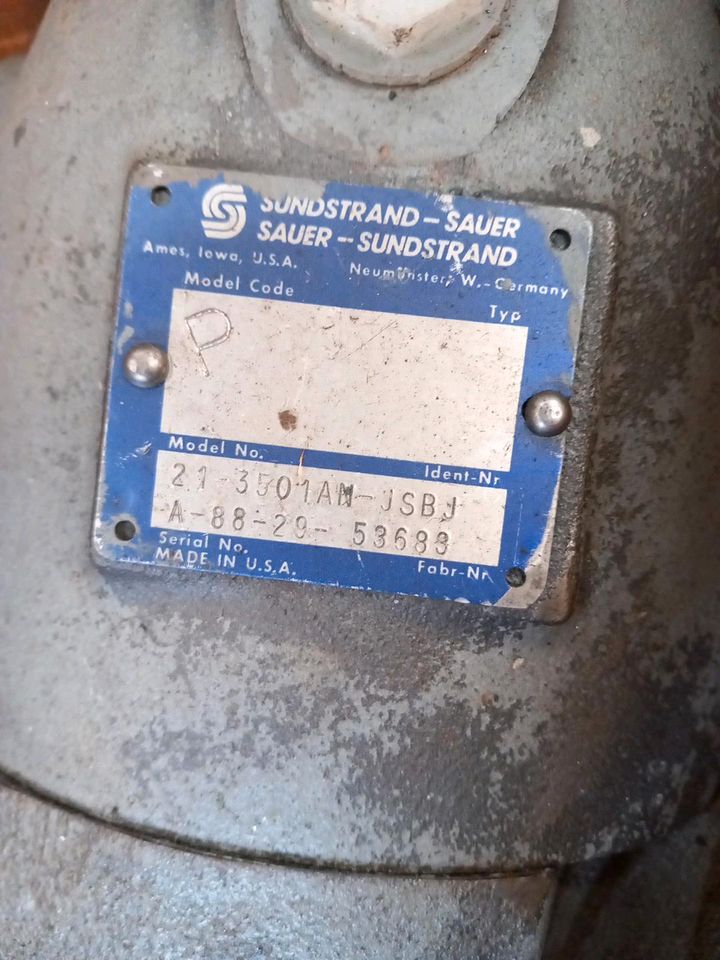 Hydraulikmotor Sauer Sundstrand Bobcat 6655829 in Dorsten