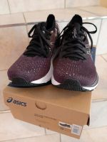 neue Asics Laufschuhe GEL-KAYANO 28 MK Gr.40,4 (Deep Plum/Black Nordrhein-Westfalen - Beckum Vorschau