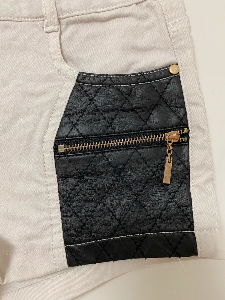 Damen Jeans Short Gr. S weiß in Nürnberg (Mittelfr)