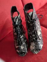 High Heels Hessen - Homberg (Efze) Vorschau