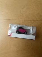 Busch Modellbau Auto Smart City Coupé Figur Pink Nordrhein-Westfalen - Neuss Vorschau