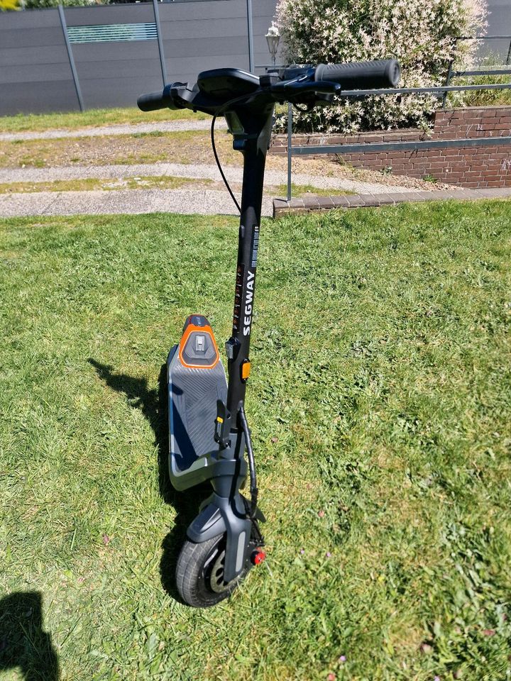 Ninebot Segway P65D E-Scooter in Weyhe