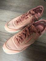 REEBOK Schuhe SNEAKER rosa, rosé Gr. 38,5 Turnschuhe Wiesbaden - Nordenstadt Vorschau