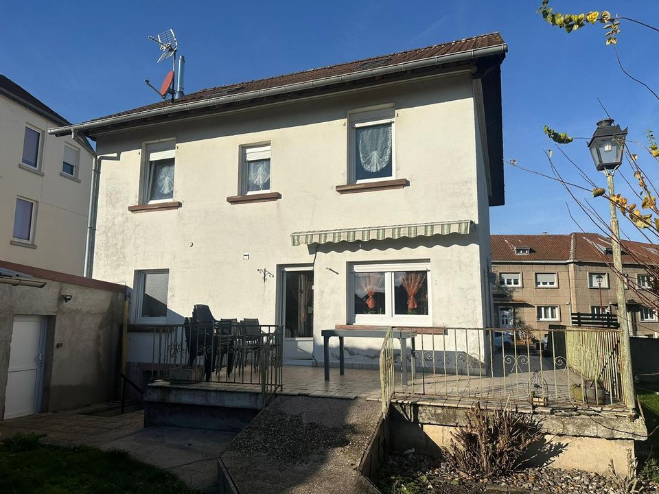 Großes Einfamilienhaus in Sarralbe/FRANKREICH in Saarbrücken