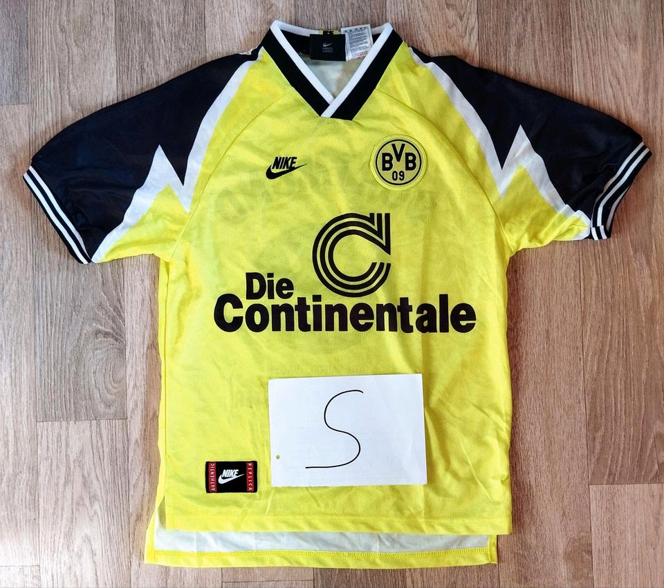 BVB09 - Trikot Saison 1995/96 in Dortmund