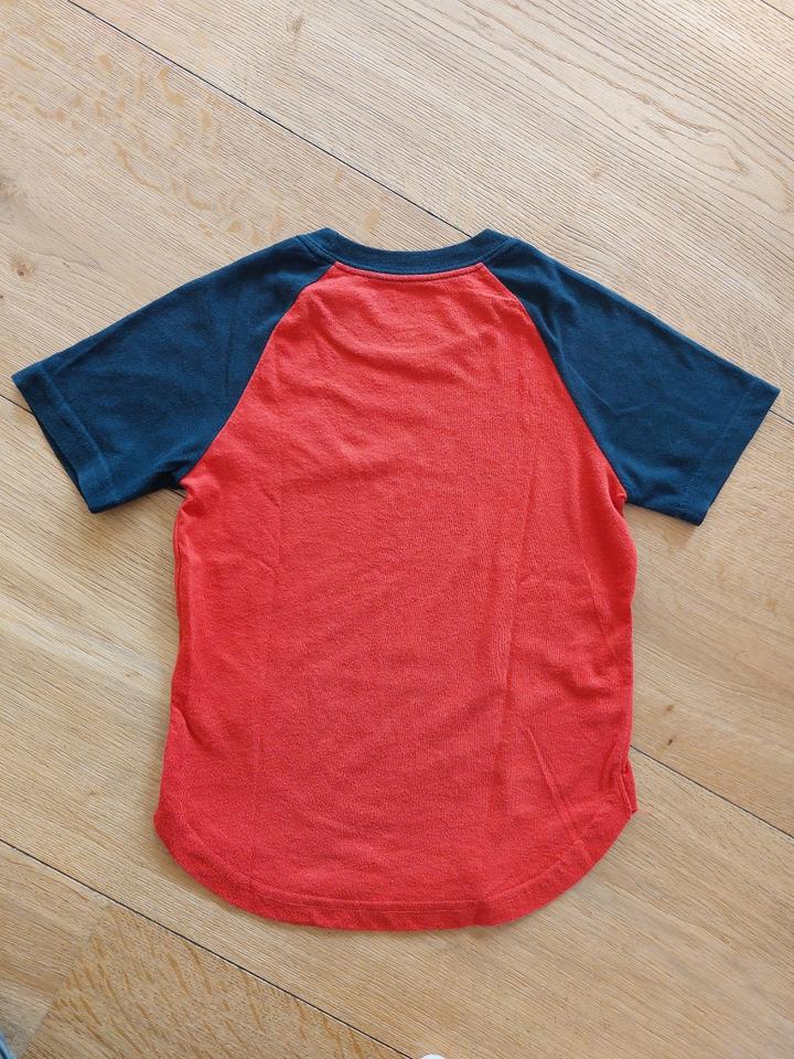 TOP Aebercrombie T-Shirt Gr. 5/6 c.a Gr. 122 rot blau in Ettlingen
