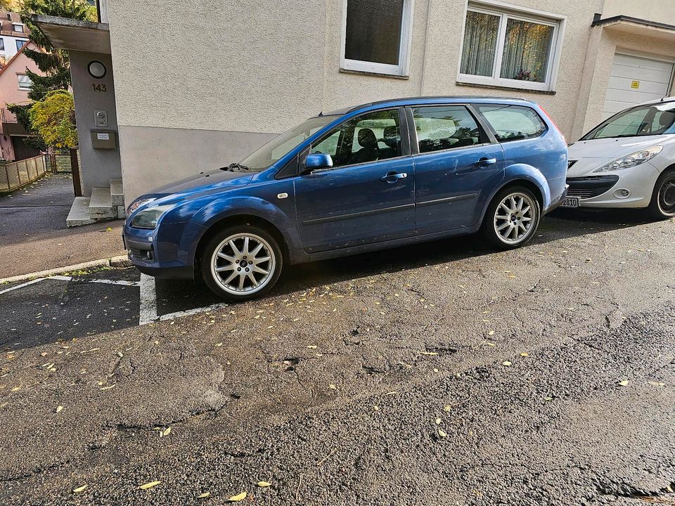 Ford Fokus Kombi in Stuttgart