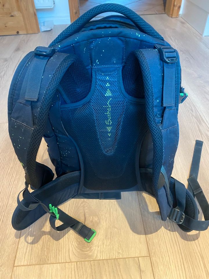 SATCH Rucksack blau/grün in Büdelsdorf