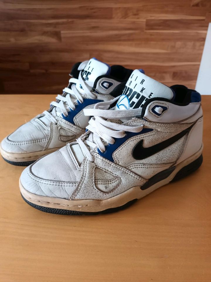 Original 1990 Air Force Strike Gr. 39 Schuhe Sneaker Vintage in Harburg -  Hamburg Wilstorf | eBay Kleinanzeigen ist jetzt Kleinanzeigen