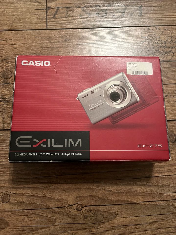 Casio Exilim Kamera in Friedland