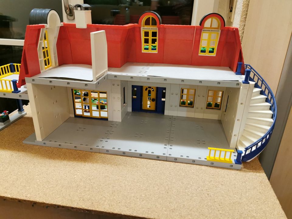 Playmobil Wohnhaus 3960 mit viel Zubehör in Duisburg - Duisburg-Mitte |  Playmobil günstig kaufen, gebraucht oder neu | eBay Kleinanzeigen ist jetzt  Kleinanzeigen