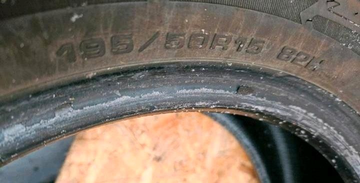 6mm Goodyear Winterreifen 2x 195/50 R15 82H . 195 50 15 in Sindelfingen