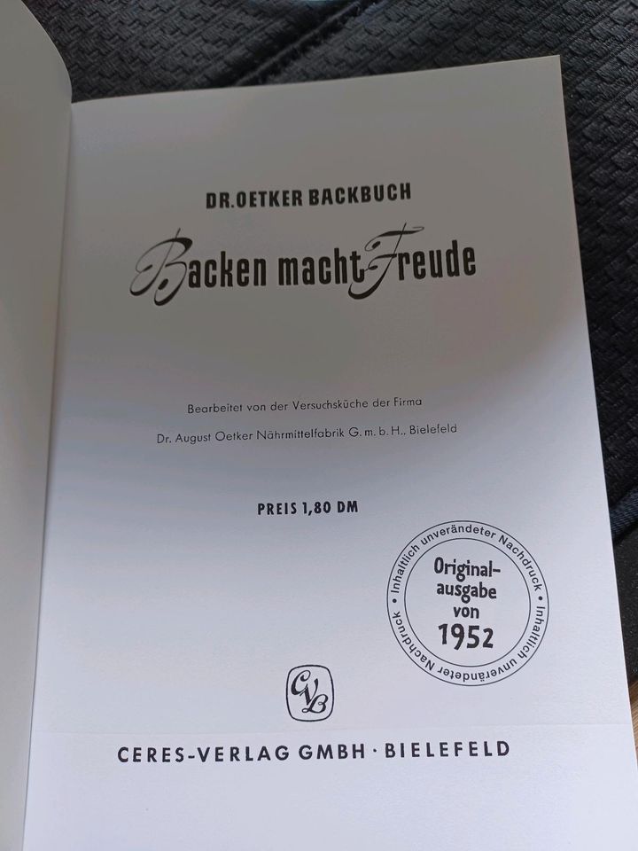 Backbuch Dr. Oetker das Original in Daun