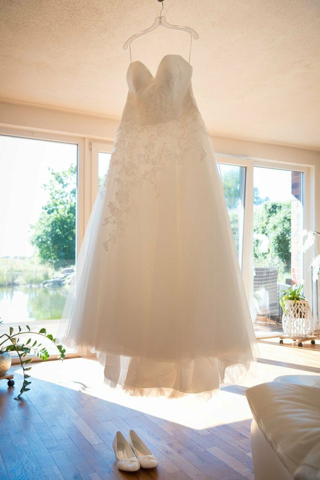 Brautkleid / Hochzeitskleid für den perfekten Moment !<3 TOP <3! in Magdeburg