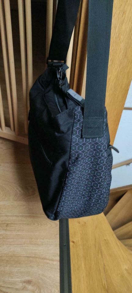 Wickeltasche Lässig sehr guter Zustand in schwarz in Schlema