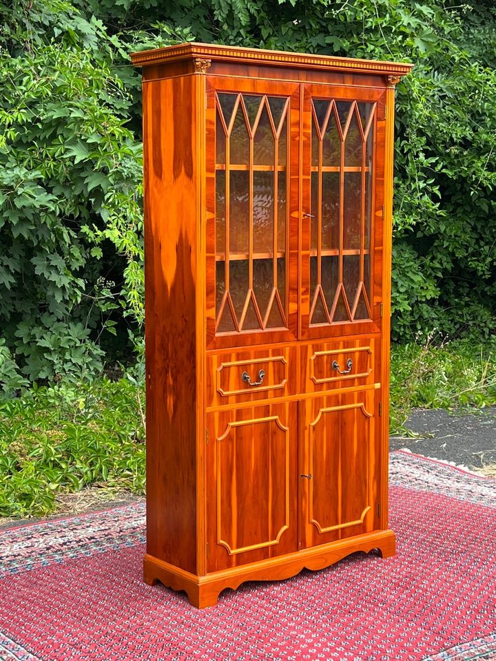 Biedermeier Vitrine Bücherschrank Barock Schrank Jugendstil Herre in Leipzig