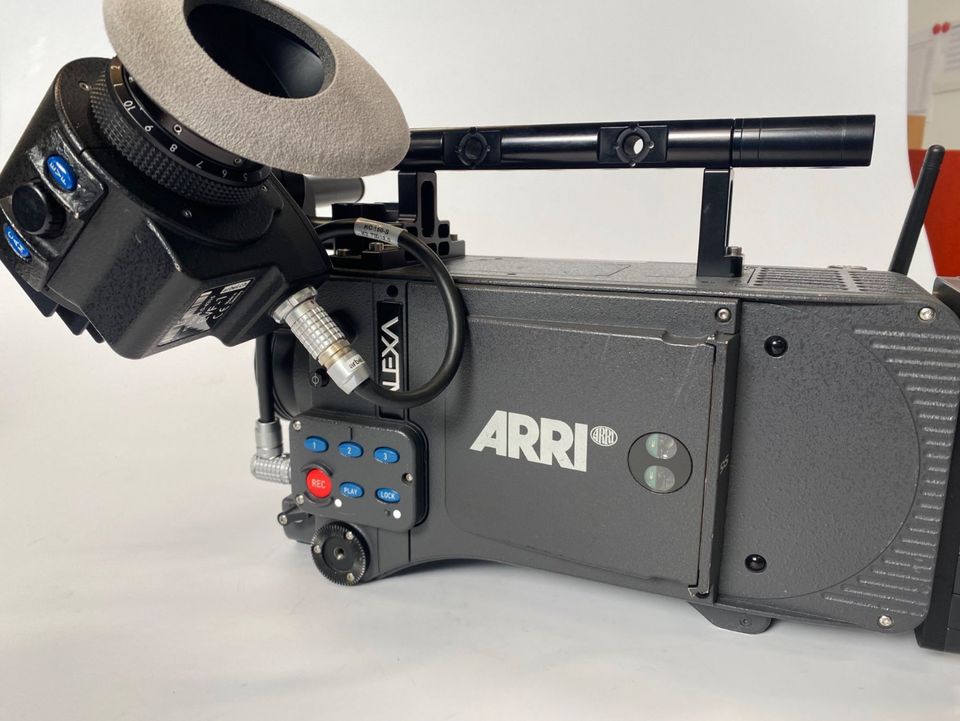 ARRI ALEXA PLUS mit High Speed Lizenz cinema Kamera 1047h in Efringen-Kirchen