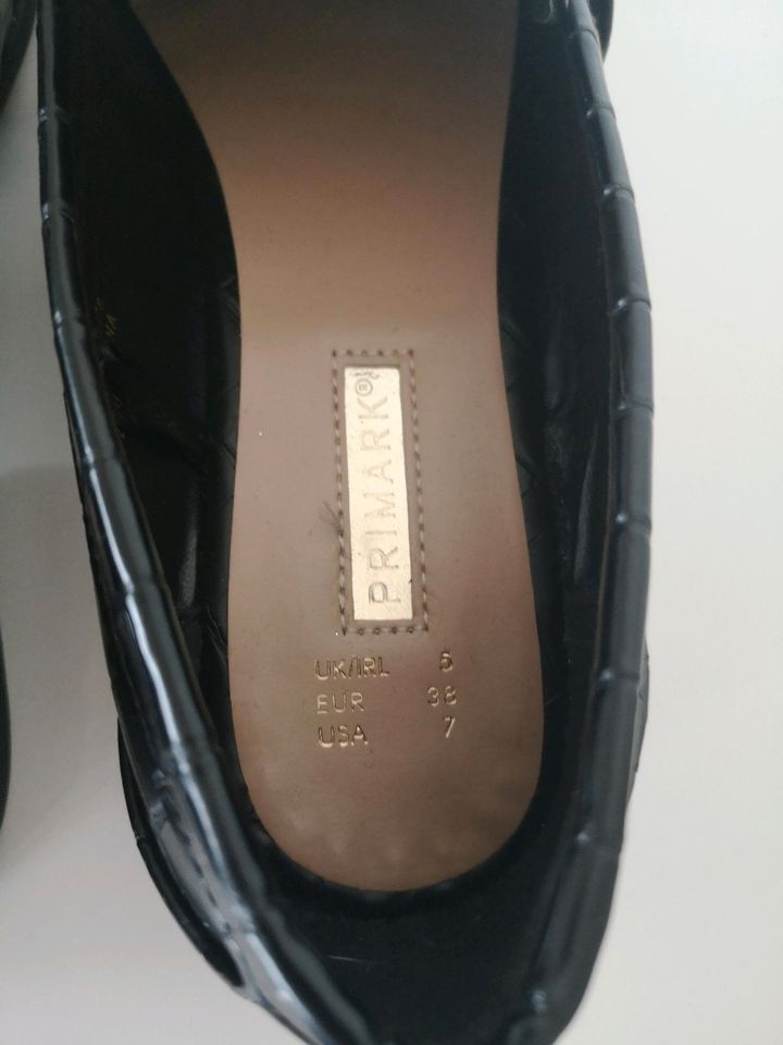 Damen Schuhe Loafer Marke Primark in Größe 38 Schwarz Neu in Duisburg