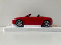 1:18 Audi TT Roadster FV 8S Minichamps Dealer-Version Tangorot Sachsen - Weinböhla Vorschau