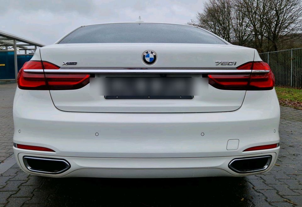 Bmw 750i xDrive 2018 in Werne