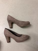 Tamaris greige grau beige taupe Pumps 36 rund wie neu Stuttgart - Möhringen Vorschau