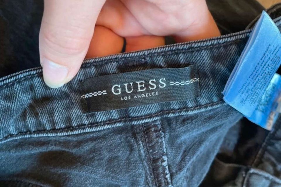 Guess Jeans Gr. S in Saldenburg