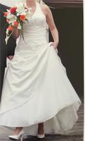 Lilly Brautkleid / Hochzeitskleid Neckholder Größe 40 creme weiß Essen - Essen-Frintrop Vorschau