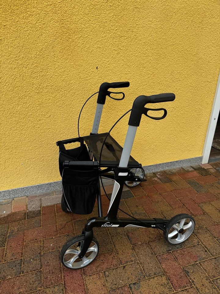 Neuwertiger Rollator in Leipzig