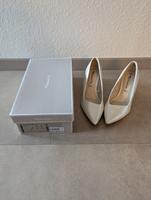 Damen Pumps, Tamaris, Perlmutt weiß, Größe 38, Sehr guter Zustand Nordrhein-Westfalen - Swisttal Vorschau