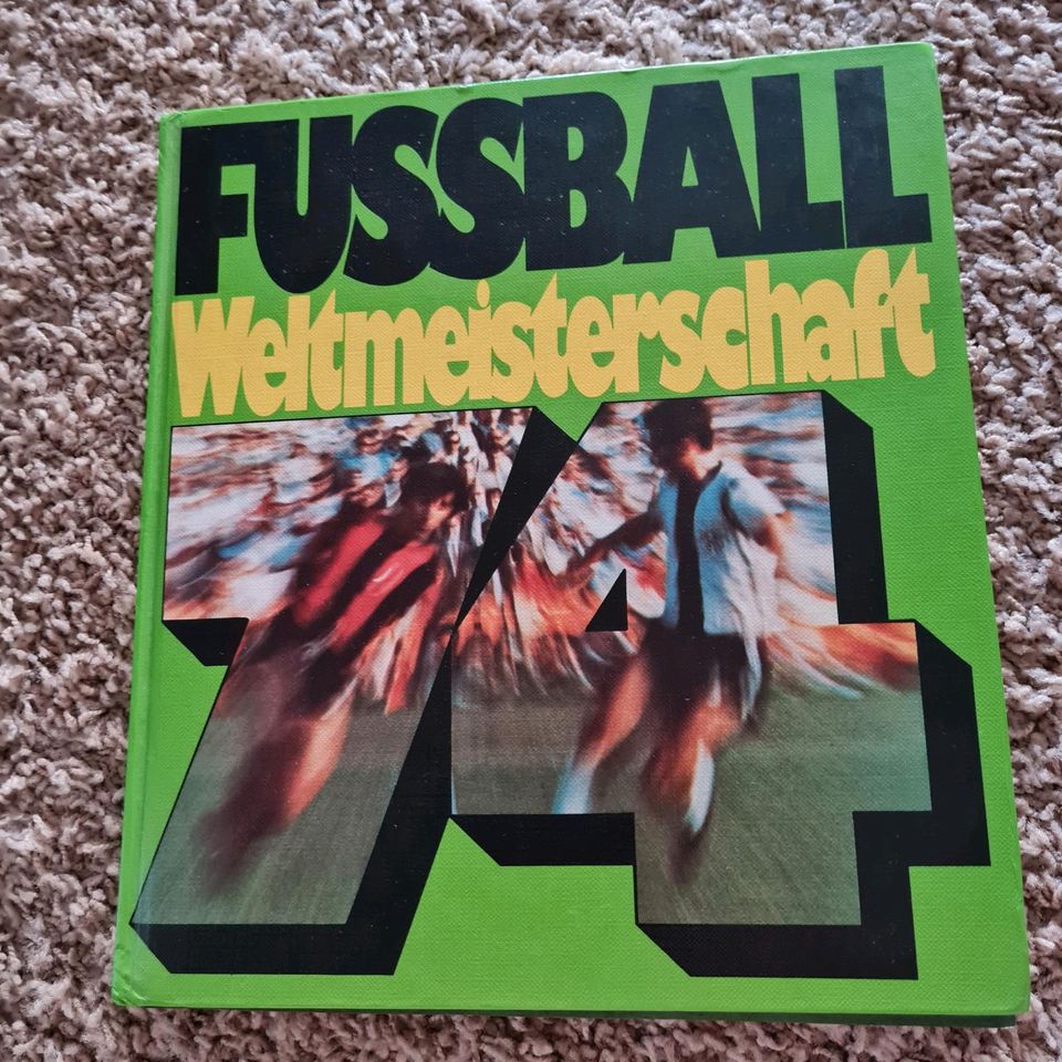 Buch Fussball WM 1974,top,Versand in Weimar (Lahn)