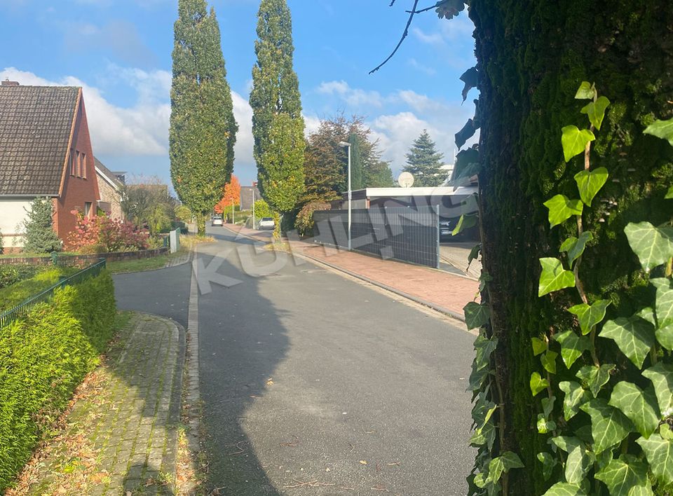 Doppelhaushälfte in Sackgassenlage nebst Carport   - Heizungsanlage neu  ( Bj. 2023) - in Dinklage