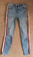 Bershka Jeans blau Medium Rise Cropped 36/38 Mex 28 Bayern - Sonnefeld Vorschau