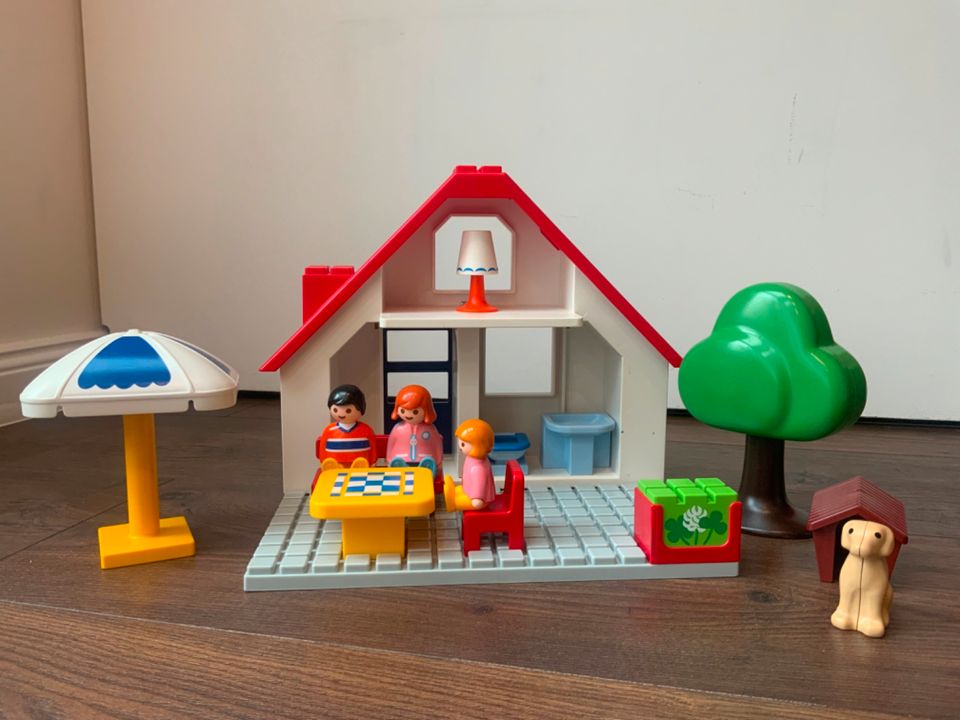 Playmobil 123 Wohnhaus mit Einrichtung in Lindlar