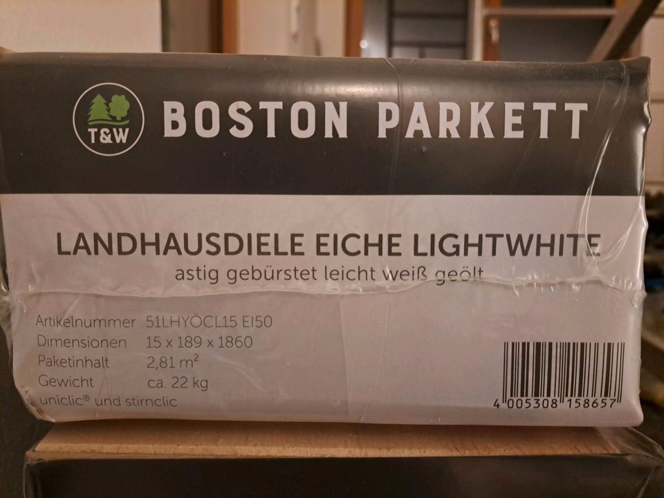 Boston Landhausdiele Eiche Lightwhite astig gebürstet leicht weiß in Roßdorf