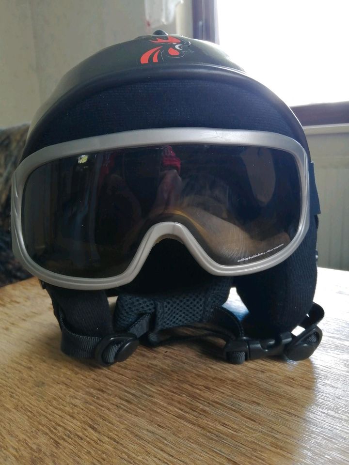 Ski Helm zu verkaufen in Unterschönau