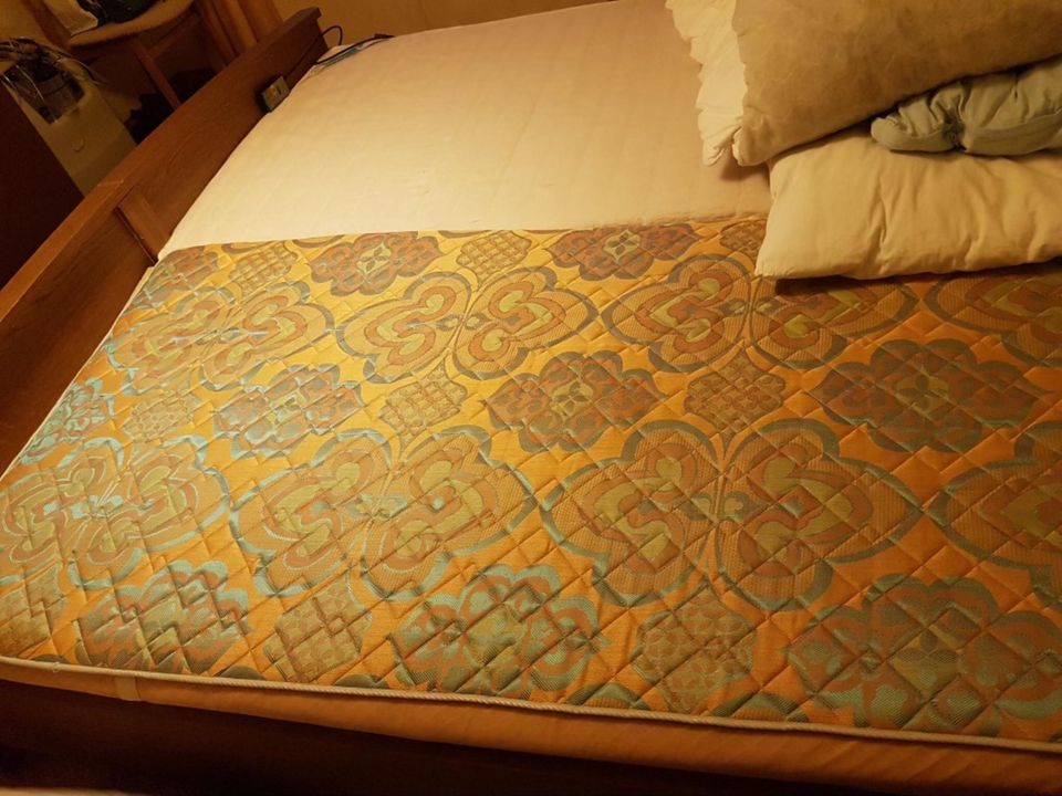 Doppelbett zu verschenken in Marburg