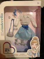 ILY Cinderella Kleidungsstück Set Puppe Barbie Disney Store Nordrhein-Westfalen - Erkrath Vorschau