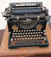 Alte Mercedes Schreibmaschine mit Deckel Sachsen - Grimma Vorschau