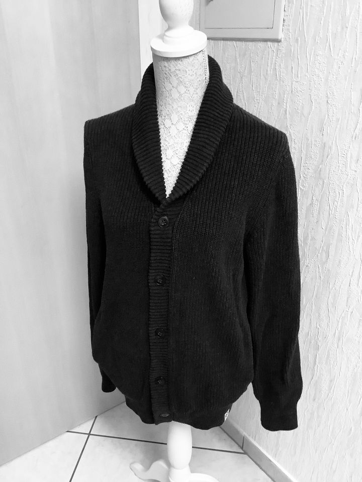 Herren Strickjacke Gr L Marke MCNEAL in Nordrhein-Westfalen - Bornheim |  eBay Kleinanzeigen ist jetzt Kleinanzeigen