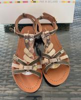 Les Tropeziennes Leder Riemchen Sandalen Gr. 37 Khaki Neu Mitte - Tiergarten Vorschau