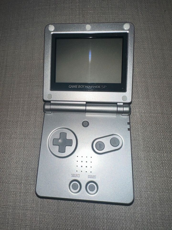 Gameboy Advanced Sp in grau wie neu!! in Erftstadt