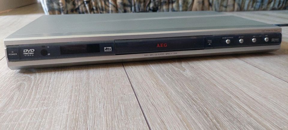 AEG DVD Player mit CD Film Wuju Die Reiter Der Winde in Langenhagen