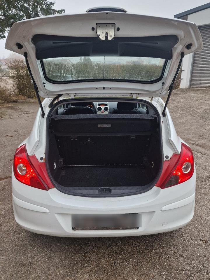 Opel Corsa D, Benzin, Euro 4, EZ 09, ABS "Anzeige lesen"! in Mörnsheim