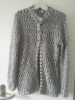 Kuscheliger Cardigan in Trendfarben, NEU, Größe 36 Niedersachsen - Peine Vorschau
