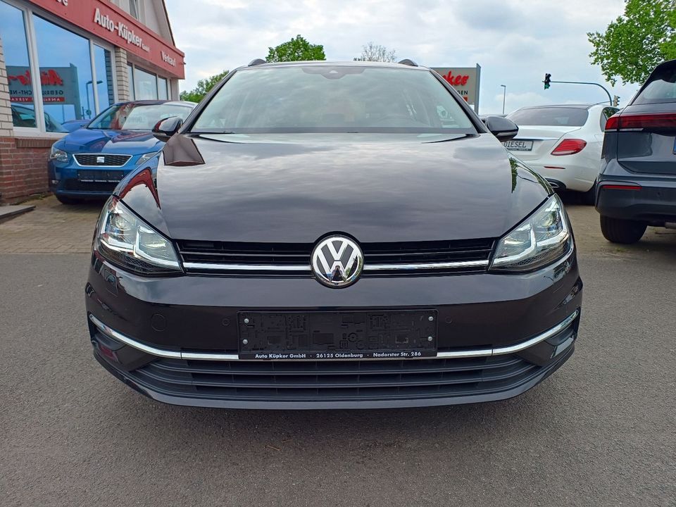 Volkswagen Golf VII Variant Comfortline DSG Sthz Navi LED in Oldenburg